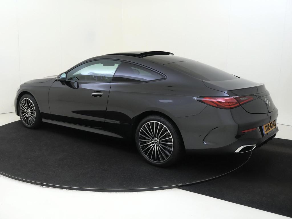 Mercedes-Benz CLE Coupé 300 e AMG Line / Premium Plus/ Burm, Auto's, Mercedes-Benz, Automaat, Parkeerassistent, Stof, 4 cilinders