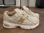 New Balance 740 sneakers, maat 39.5, nieuw en ongedragen, Kleding | Dames, Ophalen of Verzenden, Nieuw, Sneakers of Gympen