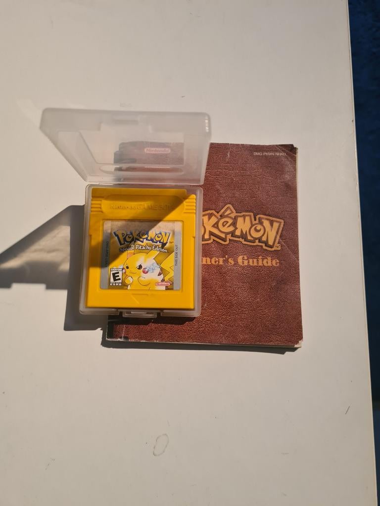 Pokémon Yellow Special Pikachu Edition Game Boy, Ophalen of Verzenden