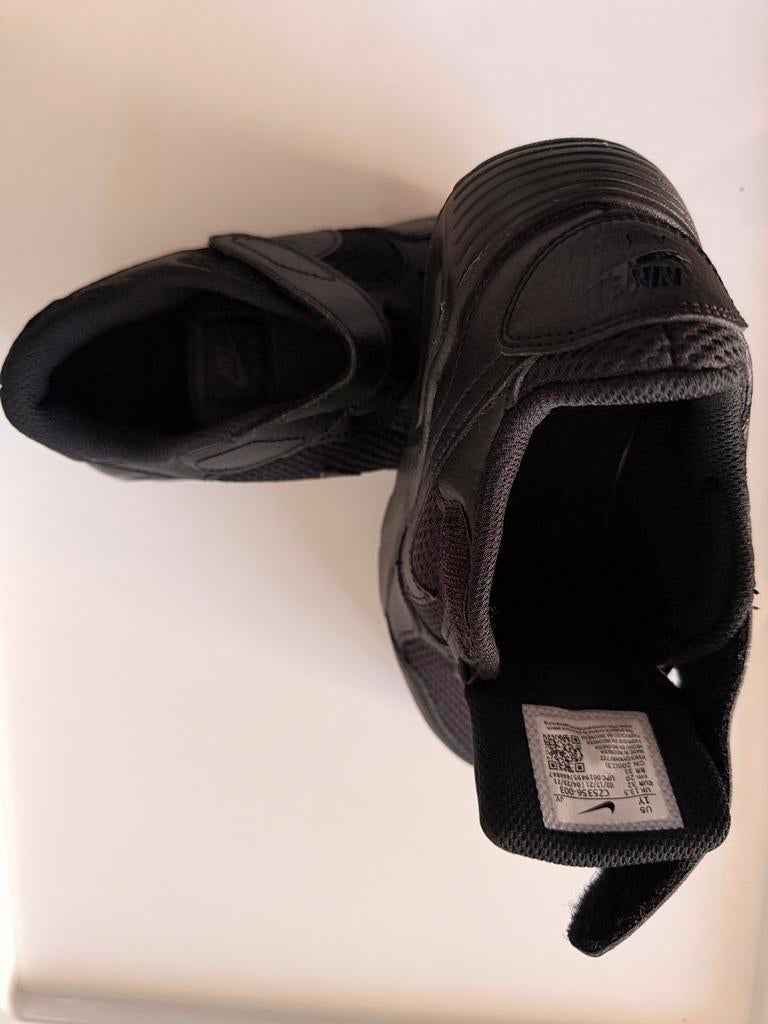 Nike Air Max SC Kinderschoenen Zwart - Maat 32, Kinderen en Baby's, Kinderkleding | Schoenen en Sokken, Ophalen of Verzenden, Zo goed als nieuw