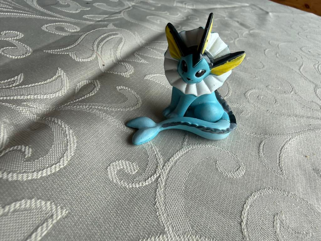 Vaporeon Pokémon figuur - TOMY - Vintage, Ophalen of Verzenden, Gebruikt