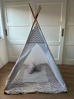 Witte tipi speeltent, Ophalen, Gebruikt