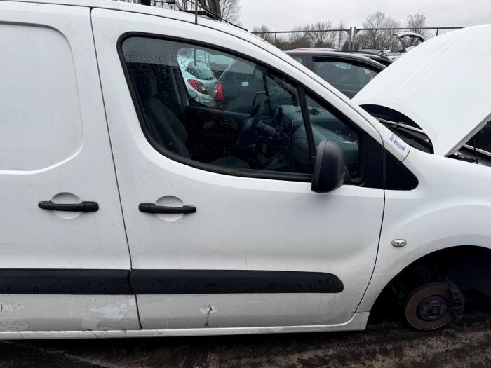 Portier 2Deurs rechts van een Peugeot Partner (EWP), Gebruikt, -, Deur, -