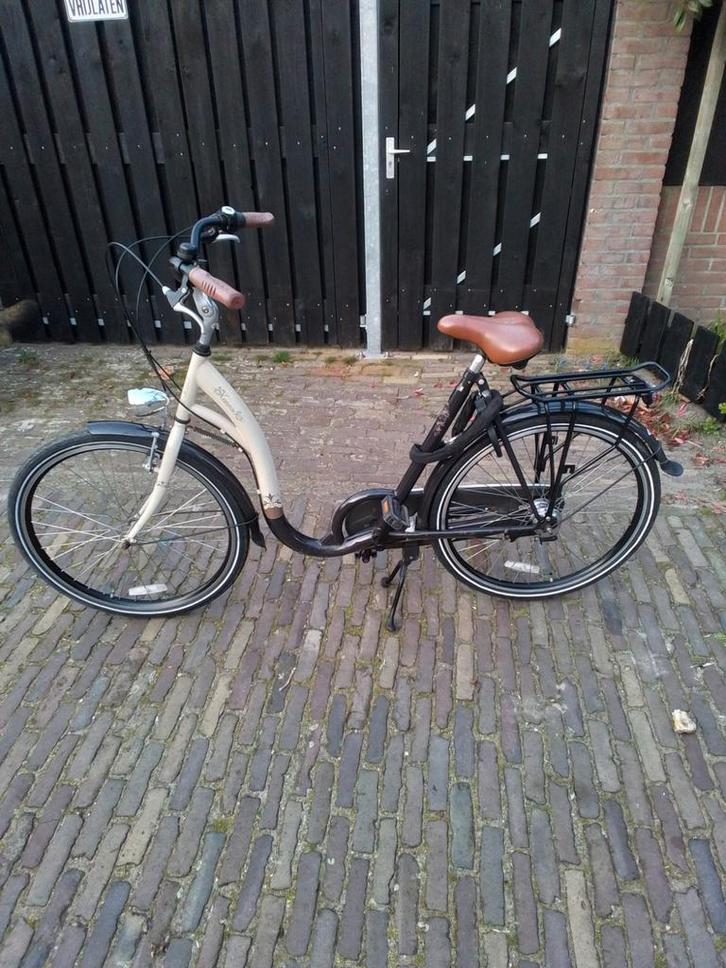 Mamafiets 26 inch met 3 versnellingen, Fietsen en Brommers, Fietsen | Dames | Damesfietsen, Gebruikt, Overige merken, Versnellingen