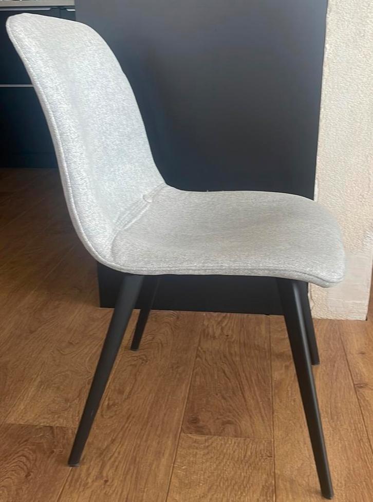 6 x Eetkamerstoel NOOR light grijs merk Loods 5, Huis en Inrichting, Stoelen, Zo goed als nieuw, Metaal, Grijs, Ophalen of Verzenden