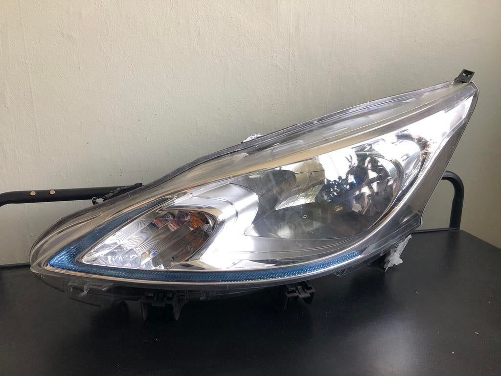 Nissan E-NV200 rechter koplamp LED, Ophalen of Verzenden, Nissan
