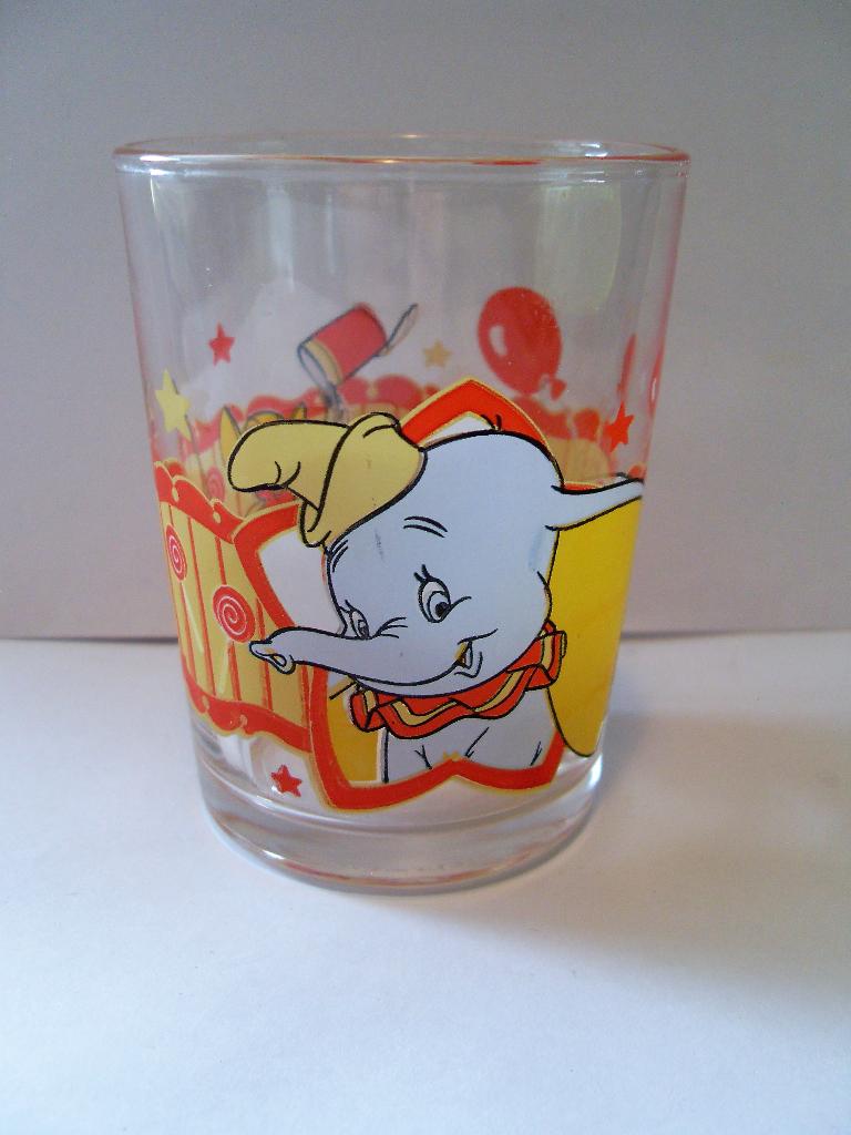 Dumbo Glas Walt Disney, Ophalen of Verzenden, Bambi of Dumbo, Zo goed als nieuw, Servies