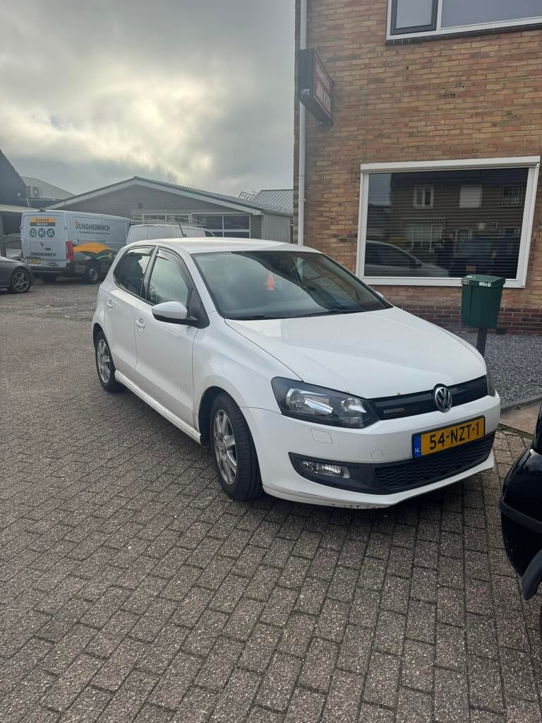Volkswagen Polo 1.2 TDI 55KW BM 2011 Wit, Voorwielaandrijving, 74 pk, 1199 cc, 96 €/maand
