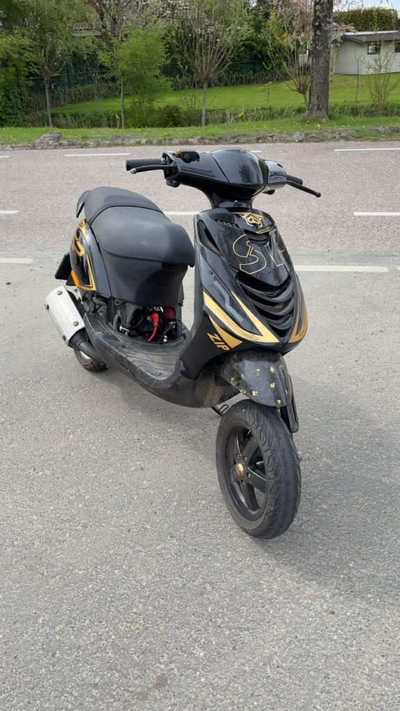 Piaggio zip 172cc lc brom, Fietsen en Brommers, Scooters | Piaggio, Ophalen, Tweetakt, Maximaal 45 km/u, Zip