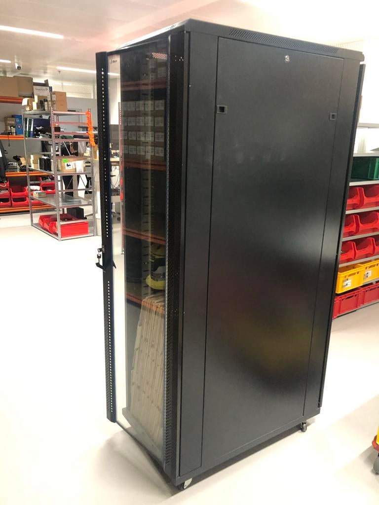 Alfaco Patchkast - 60x100x205, Computers en Software, Serverkasten, Ophalen of Verzenden, Zo goed als nieuw, Glas, Plaatstaal