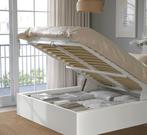IKEA MALM lift-up storage BED. 160 x 200. White., Ophalen, Wit, Tweepersoons, Zo goed als nieuw