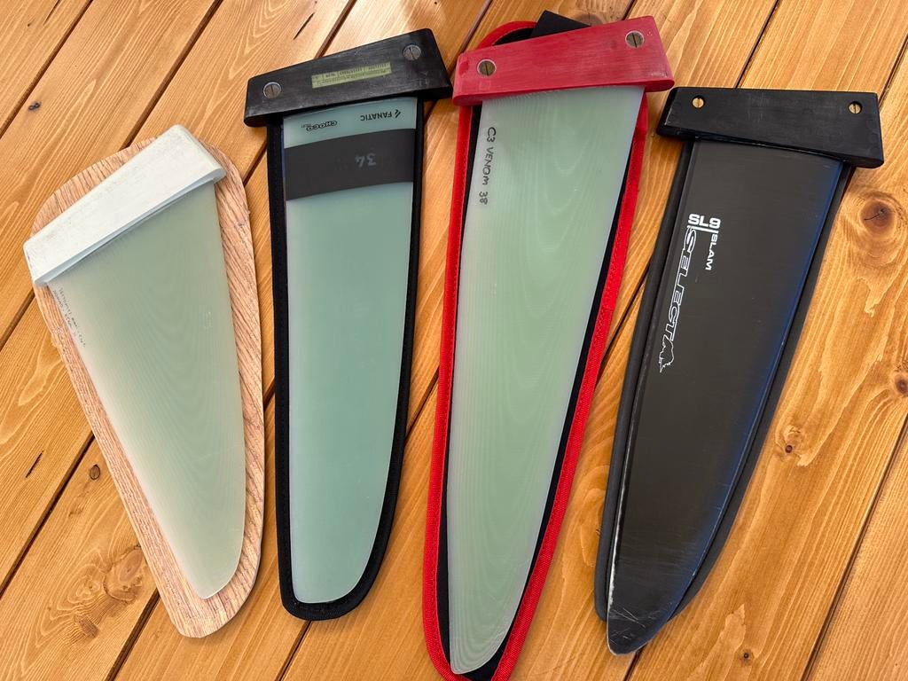 Windsurf vinnen tuttlebox, Watersport en Boten, Windsurfen, Zo goed als nieuw, Overige typen, Met draagtas, Minder dan 5 m², Ophalen of Verzenden