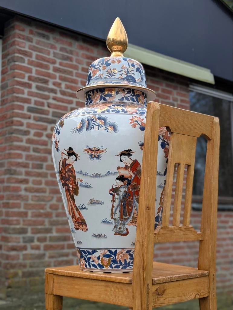 Grote imari vaas 85 cm hoog €365. Vorige eeuw, Ophalen
