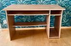 Gratis af te halen mooi houten bureau?, Ophalen, Gebruikt, Bureau