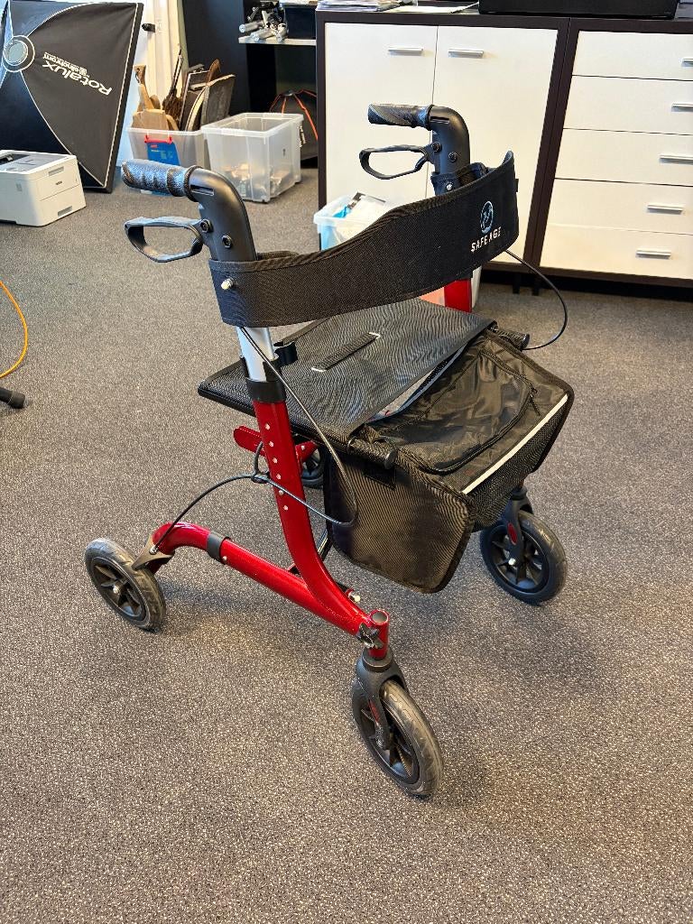 Rollator Safe Age - 5 maanden oud, Ophalen, Opvouwbaar, Zo goed als nieuw