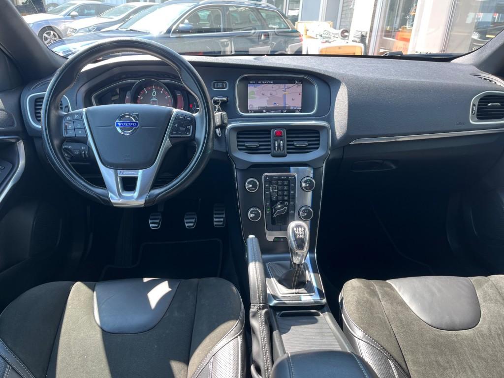Volvo V40 1.6 R-Design Clima Cruise Navi Blueth., Gebruikt, 4 cilinders, 150 pk, Leder
