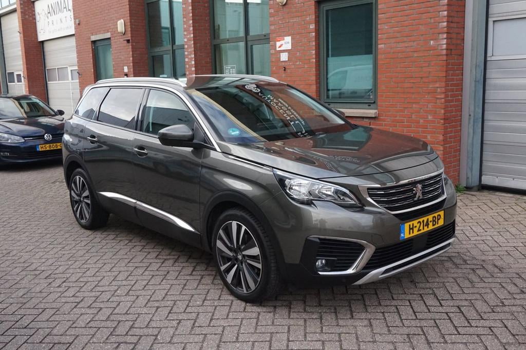 Peugeot 5008 1.2 PureTech Blue Lease Premium Keyless , Trekh, Gebruikt, 1199 cc, Origineel Nederlands, 3 cilinders