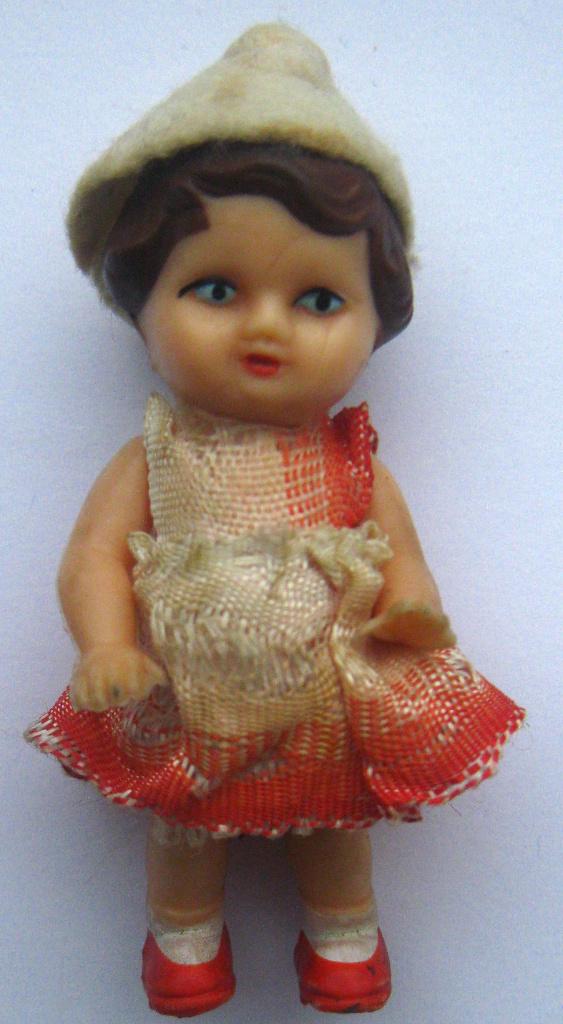 Ari Popje Miniatuur Jaren 50, Ophalen of Verzenden, Zo goed als nieuw, Poppenhuis