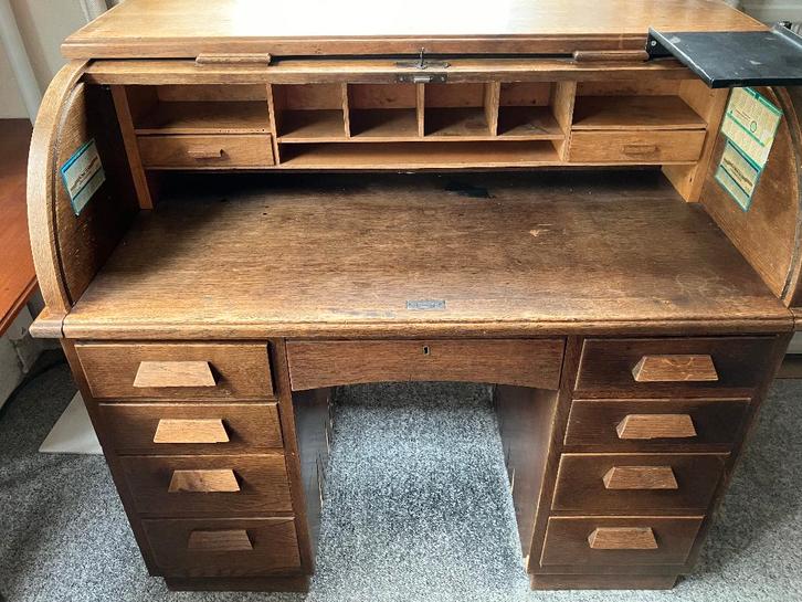 Diverse oude bureaus, Huis en Inrichting, Bureaus, Gebruikt, Bureau, Ophalen