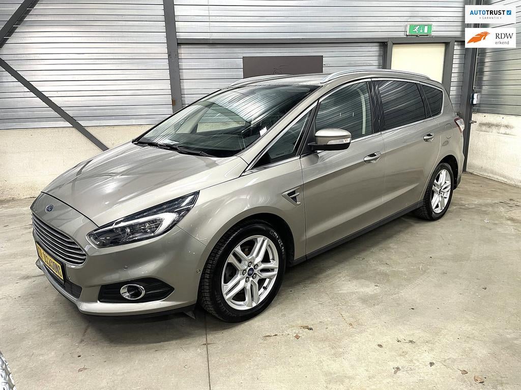 Ford S-Max 2.0 Titanium 7p. 2e eigenaar automaat full dealer, Stof, Zwart, 7 stoelen, Origineel Nederlands