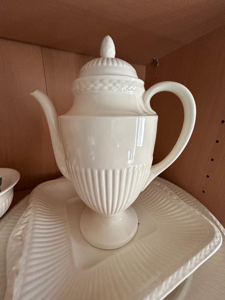 Wedgwood Edme koffiepot koffiekan, Overige typen, Ophalen of Verzenden, Zo goed als nieuw, Wedgwood