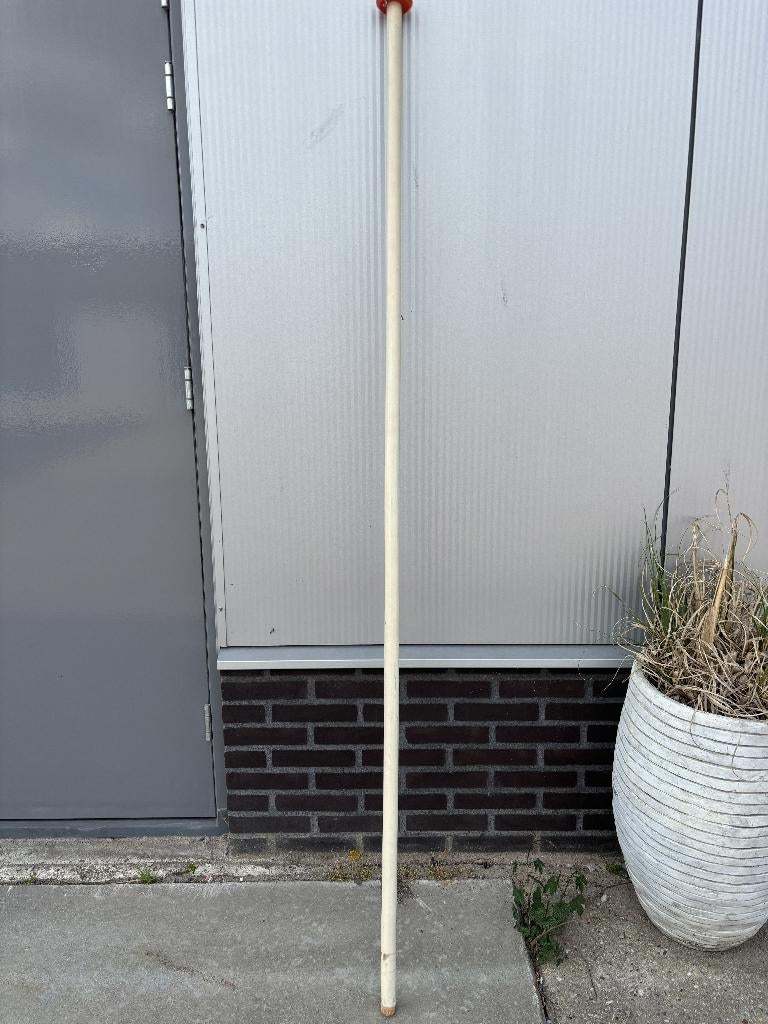 Vlaggenstok, Ophalen, Zo goed als nieuw