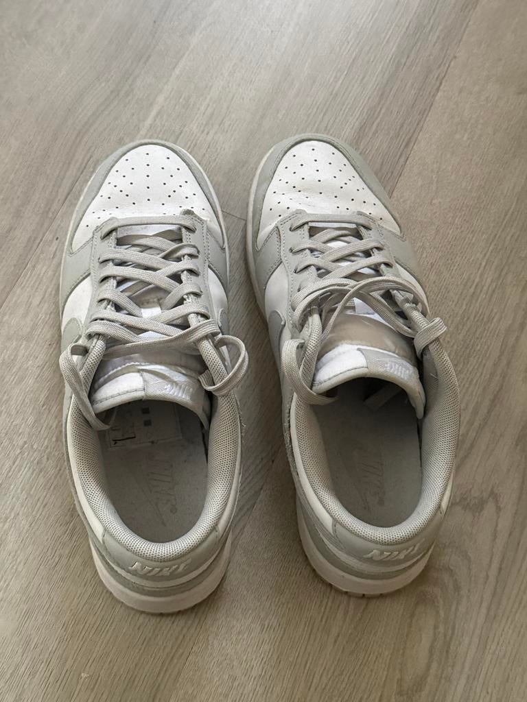 Nike dunk low grijs, Ophalen of Verzenden, Zo goed als nieuw, Overige kleuren