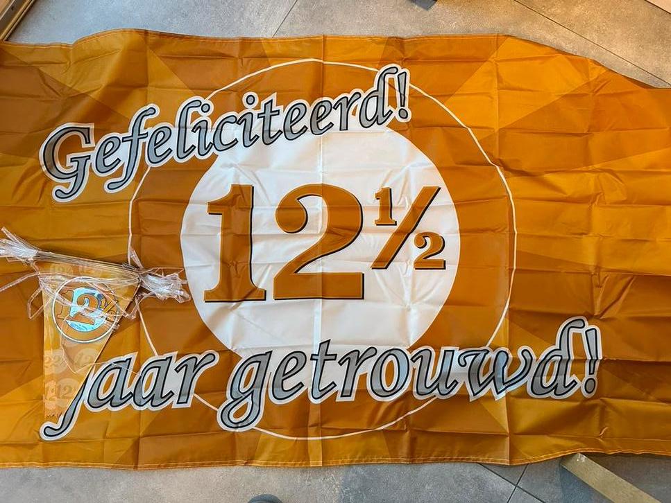 Vlag en slinger 12m 12,5 jaar getrouwd, Ophalen of Verzenden, Zo goed als nieuw