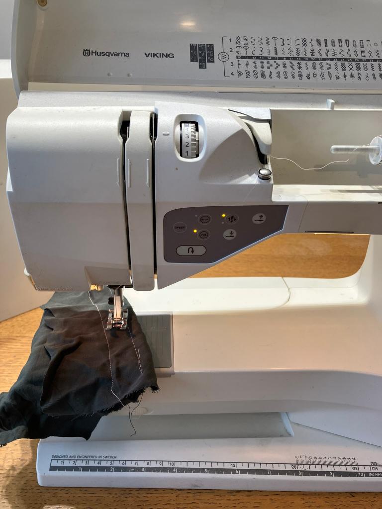 Husqvarna Viking sapphire 835, Ophalen, Gebruikt, Naaimachine, Industrieel