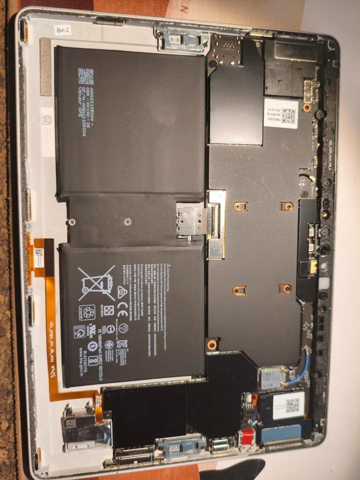 Microsoft Surface Go 2 - Onderdelen/Donor, Computers en Software, Overige Computers en Software, Gebruikt, Ophalen of Verzenden