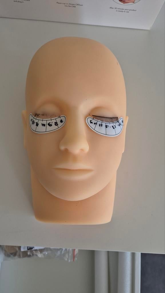 Oefen hoofd wimpers, Ophalen of Verzenden, Meerdere media