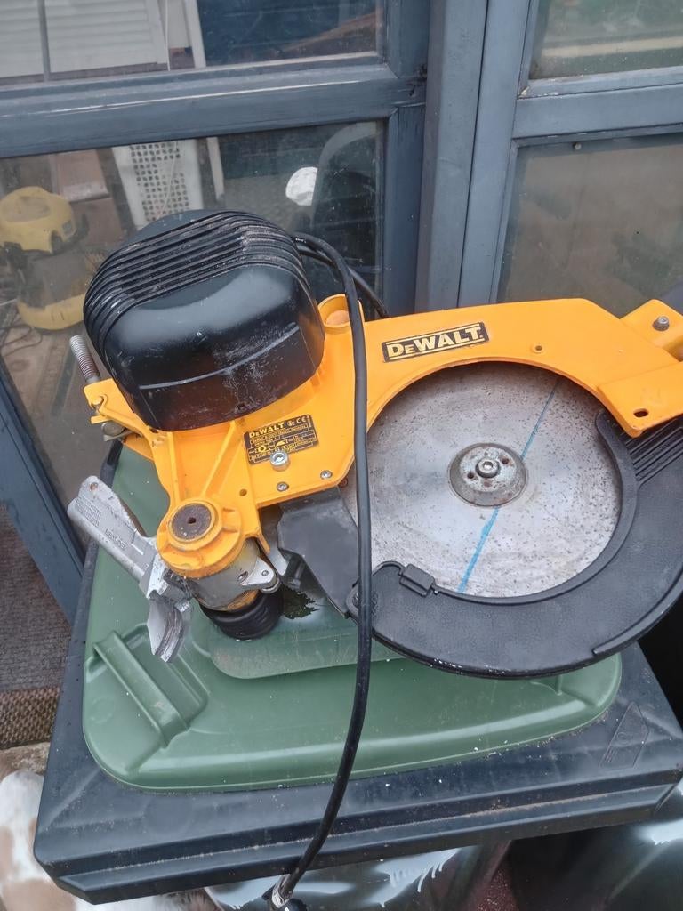 Tekoop motor voor dw flipoverzaagmachine, Doe-het-zelf en Verbouw, Ophalen of Verzenden, 1200 watt of meer, Afkortzaag, 70 mm of meer