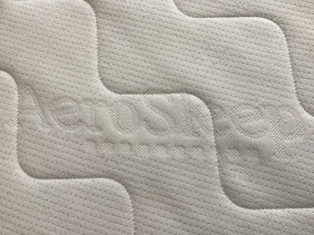 Aerosleep matras met topper en hoeslaken 120x60x10 cm, Kinderen en Baby's, Kinderkamer | Beddengoed, Ophalen of Verzenden, Zo goed als nieuw