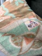 Mooie vintage wollen deken van Aabee, Huis en Inrichting, Woonaccessoires | Plaids en Woondekens, Ophalen of Verzenden, Gebruikt