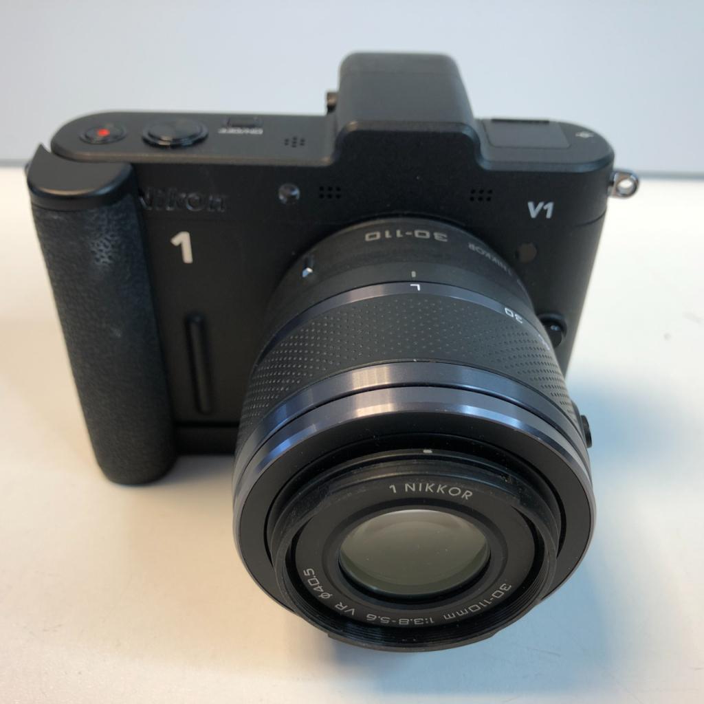 Nikon 1 V1 + 1 Nikkor 30-110 lens | Zeer nette staat!, Audio, Tv en Foto, Fotocamera's Digitaal, Nikon, Zo goed als nieuw, Support@nikon.com