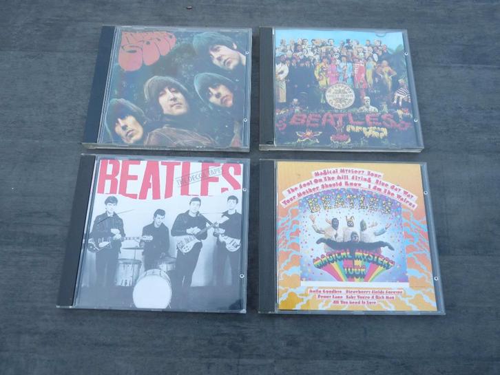 4 x CD's "  BEATLES " zie beschrijving ., Cd's en Dvd's, Cd's | Pop, Gebruikt, 1960 tot 1980, Verzenden