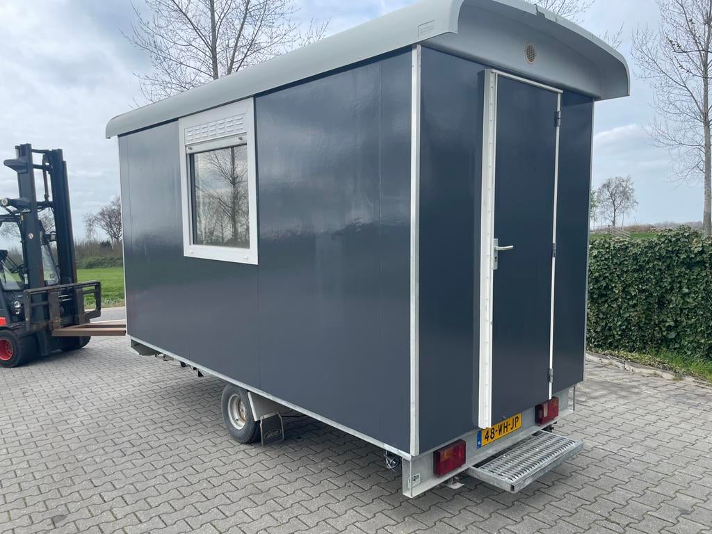 Snelverkeer schaftwagen met berging en toilet ZGAN, Doe-het-zelf en Verbouw, Ophalen, Zo goed als nieuw