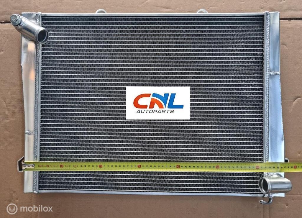 Radiateur 1973-1981 BMW E12 525 528 528i manual, Nieuw, Ophalen of Verzenden