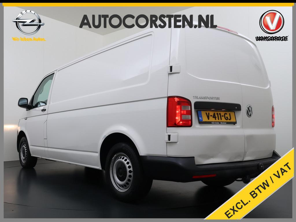 Volkswagen Transporter 2.0TDI L2H1 150pk Ecc Trekhaak Cruise, Voorwielaandrijving, Stof, Gebruikt, Euro 6