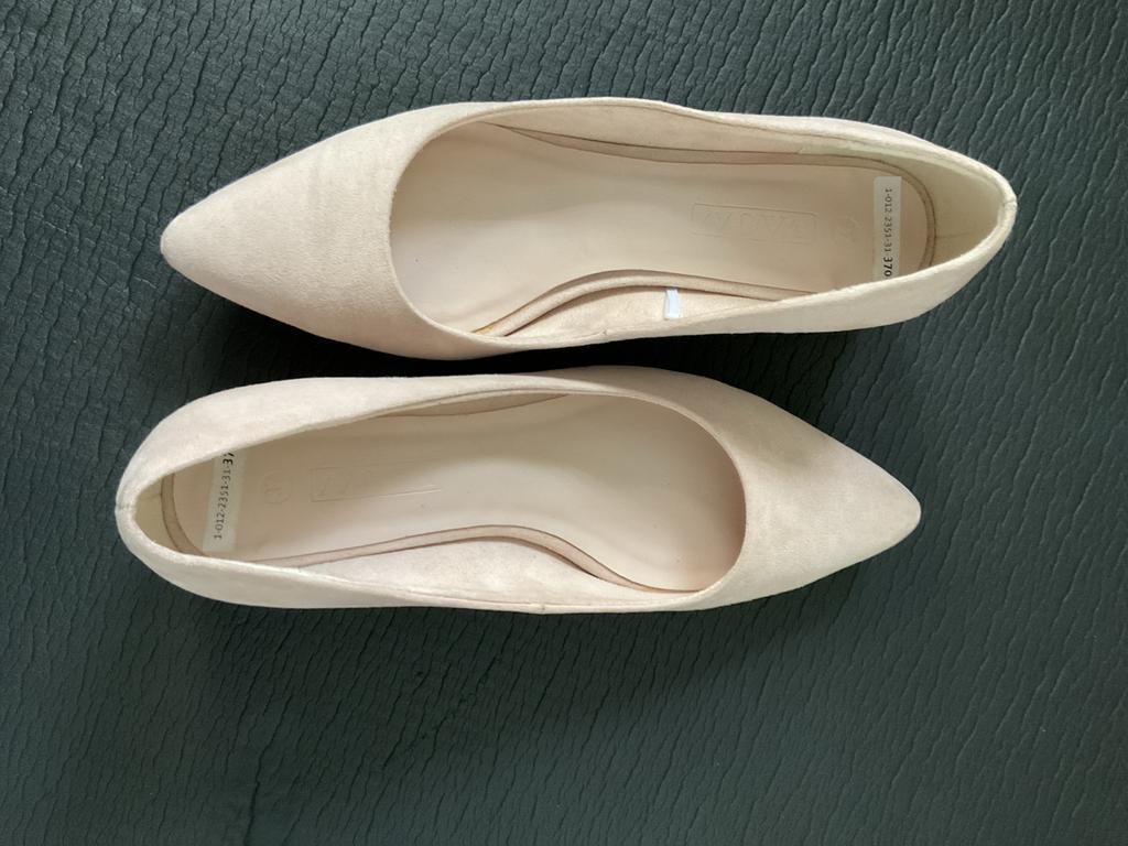 Suède damesschoenen pumps maat 37, Ophalen, Gedragen, Beige, Pumps