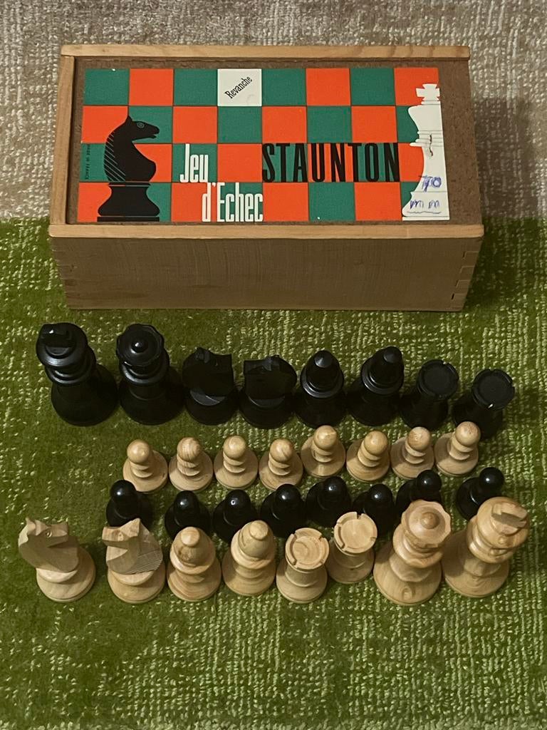 Vintage Chess Staunton Afmeting 70 mm, Ophalen of Verzenden, Minder dan 500 stukjes, Gebruikt, Schaken
