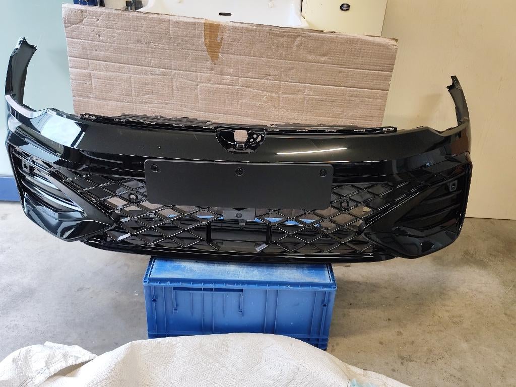 VW Golf 8.5 facelift R Line voorbumper LC9X, Ophalen of Verzenden