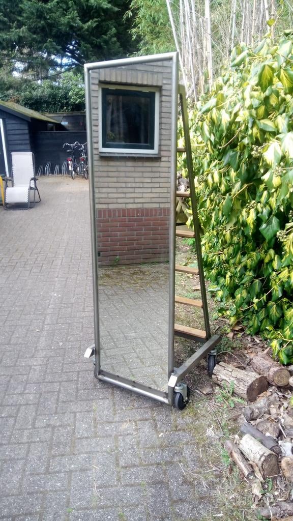 Spiegel/Trap, Ophalen, Rechthoekig, 50 tot 75 cm, 150 tot 200 cm
