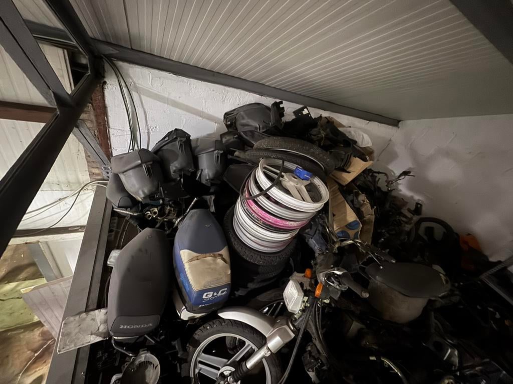 Groot lot honda wallaroo, Fietsen en Brommers, Ophalen, Gebruikt