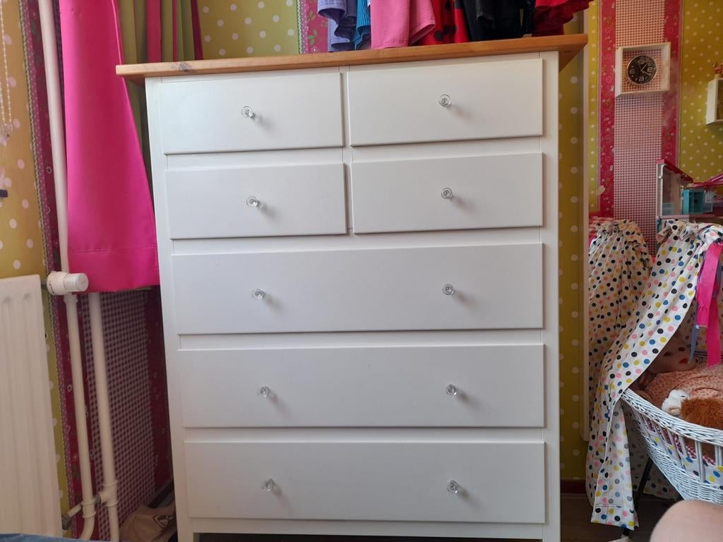 Witte ladekast met houten blad en glazen knoppen, Gebruikt, 100 tot 150 cm, 50 tot 100 cm, 25 tot 50 cm