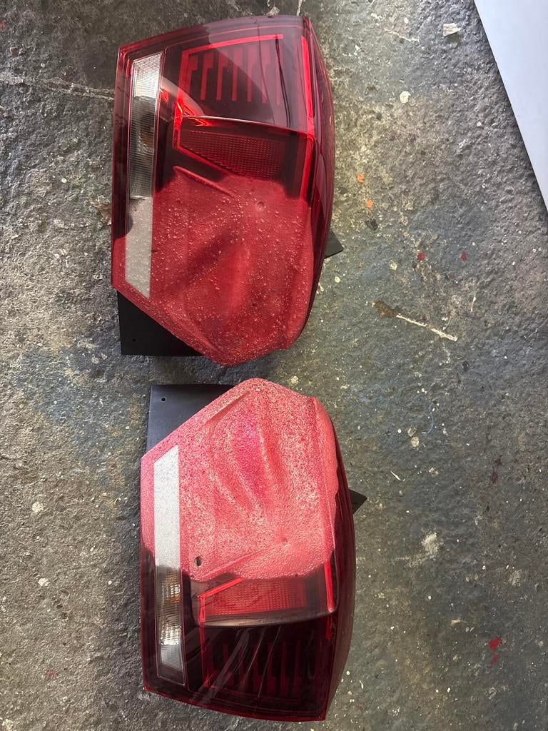 Polo 2g LED achterlichten met brandschade. Werkt wel, Ophalen of Verzenden, Gebruikt, Volkswagen