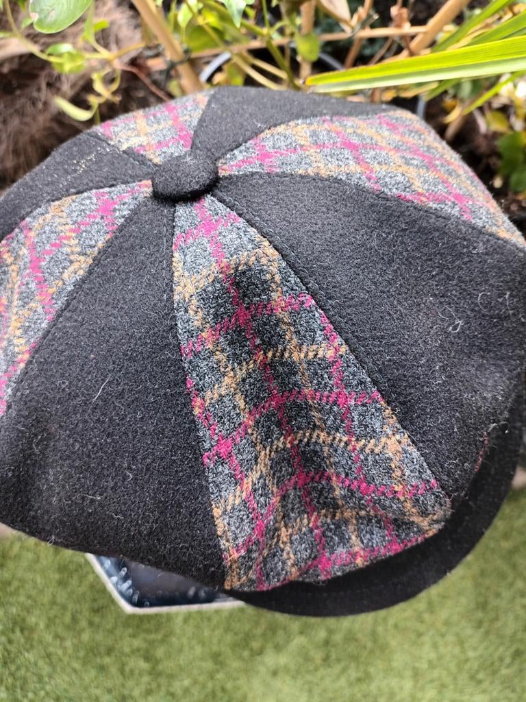 Wollen Pet PORTALURI Italie - Maat 54, Kleding | Dames, Hoeden en Petten, PORTALUKI, Ophalen of Verzenden, Gedragen, Pet