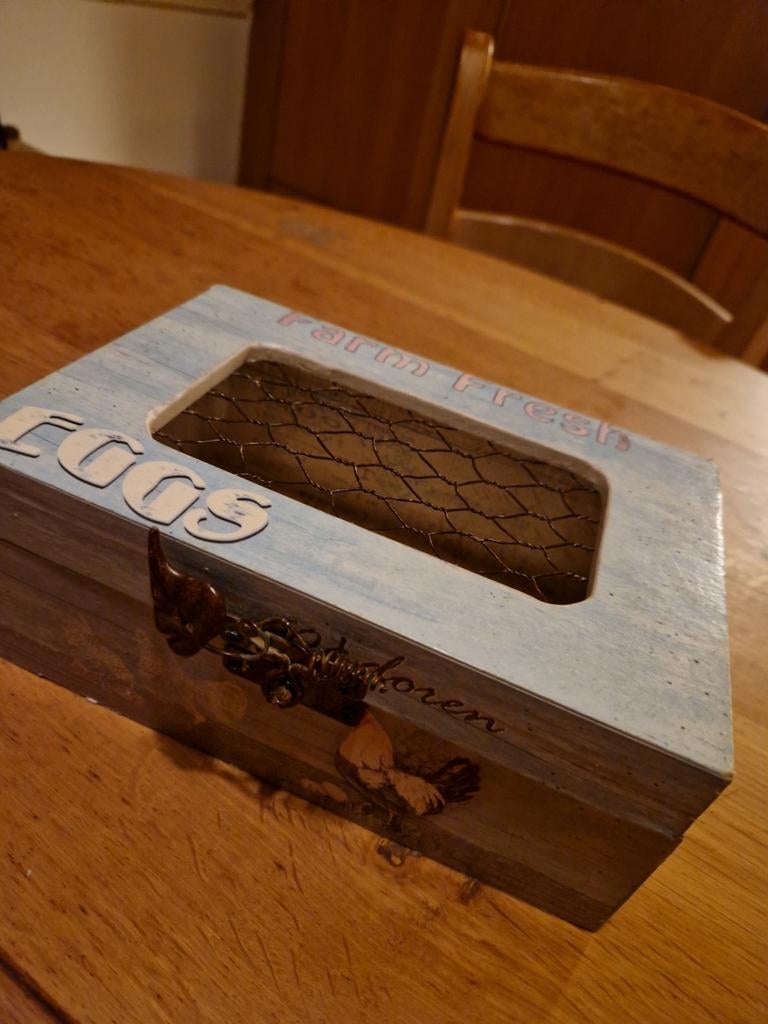 LANDELIJKE EIERDOOS 🥚🥚 MET KIPPETJES, Huis en Inrichting, Ophalen of Verzenden, Nieuw, Hout