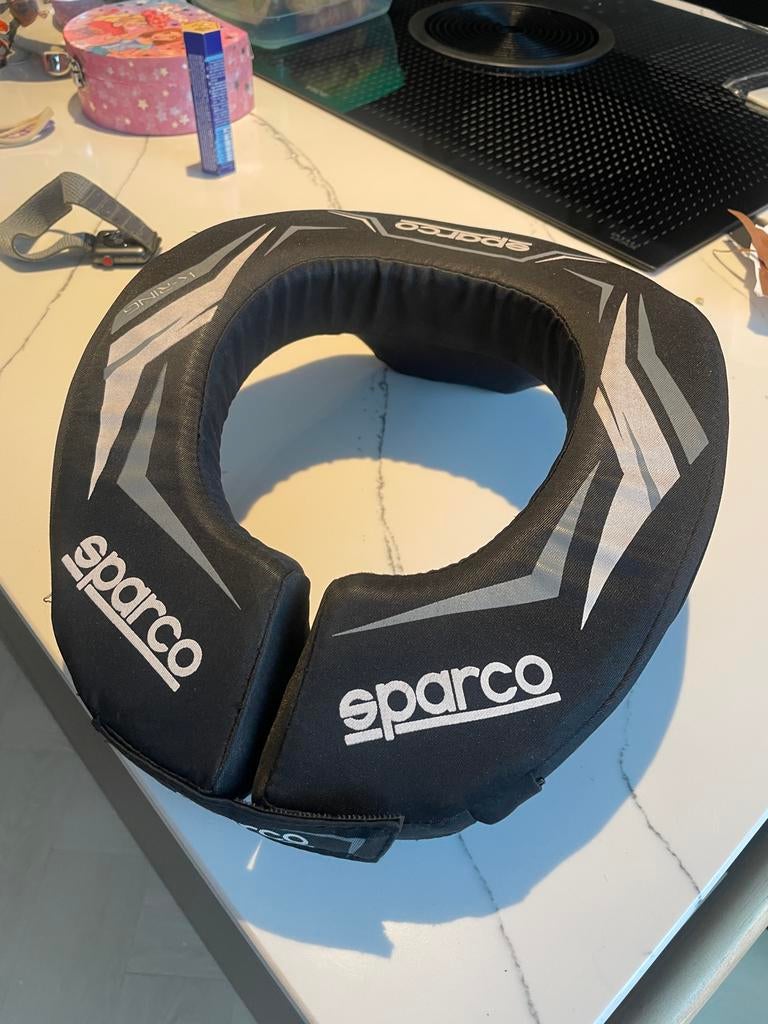 Sparco K-Ring Kart Nekbeschermer voor volwassenen, Sport en Fitness, Ophalen of Verzenden, Gebruikt, Overige typen