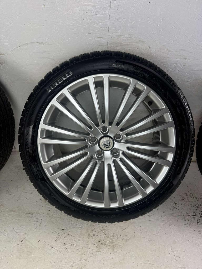Jaguar XF XE XJ F-Pace velgen 19" 5x108 winterset 7mm!, Auto-onderdelen, Banden en Velgen, Gebruikt, 255 mm, Banden en Velgen